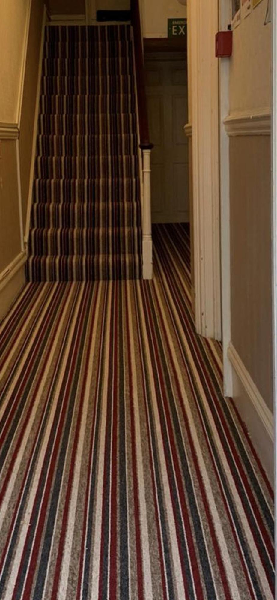 איסטבורן Sterling Lodge Hotel מראה חיצוני תמונה